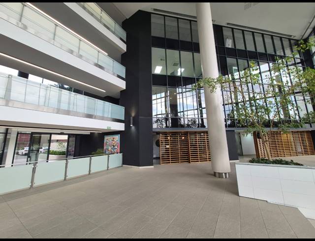 451M² OFFICE TO LET IN SANDTON CENTRAL